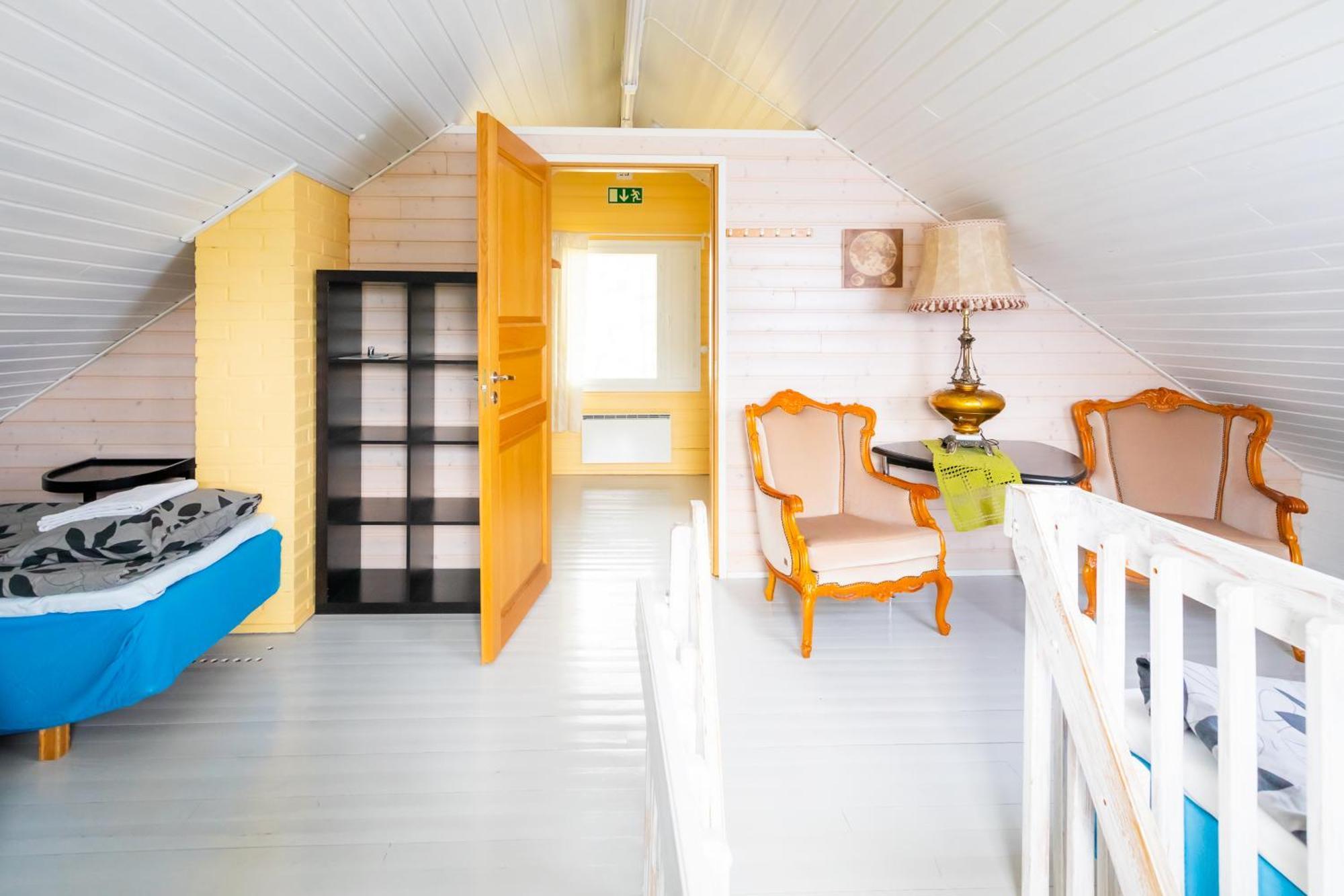 Lossisaari Tourist Center Keitele Rum bild